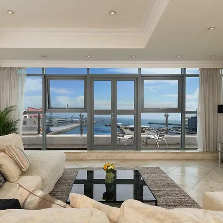Luxury Center Penthouse * Galway