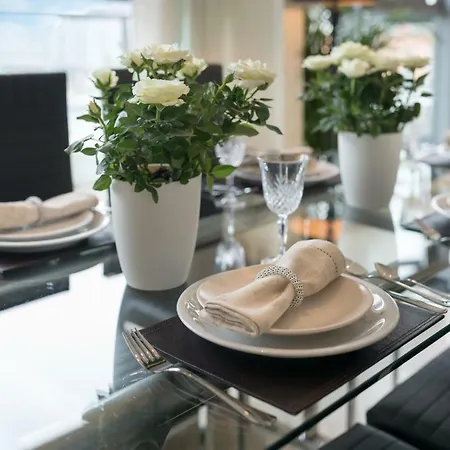 Luxury Center Penthouse Apartment Galway